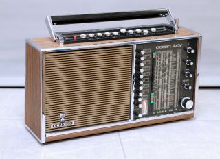 Grundig Ocean Boy 210 Vintage Transistor Radio Multi Band World Receiver Wooden