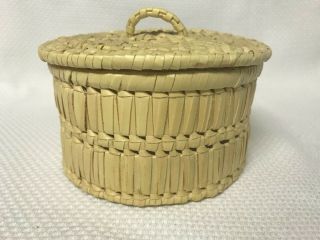 Handmade Sweetgrass Basket Round With Lid Small 3.  25 " X 5.  5 "
