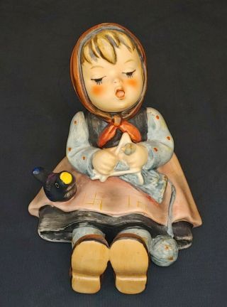 Vintage Goebel Hummel Figurine Happy Pastime Girl Knitting W/bird 69 Tmk3
