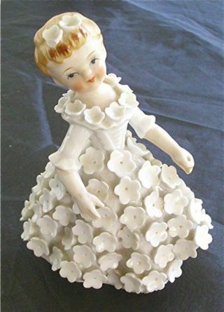 Vtg Girl Figurine W/ 3 - D Flower Dress 6532 B 5 " Tall X 3 3/8 " Wide