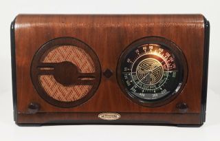 Old Antique Wood Admiral Vintage Tube Radio - Restored Art Deco Table Top