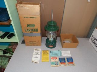 Vintage June 1958 Coleman Model 220e Lantern W/box & Papers