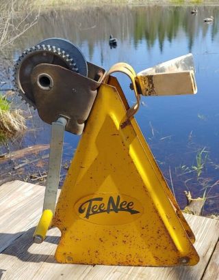Vintage Yellow Tee Nee Boat Trailer Winch,  Restoration Or Use