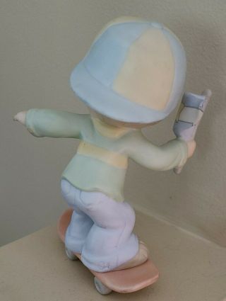 Precious Moments God ' s Speed Skateboard 1999 Members Only Figurine PM992 3