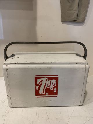7up Vintage Metal Cooler Picnic 19 " W X 14 " H Soda Pop Cronstrom Mpls Mn Chest