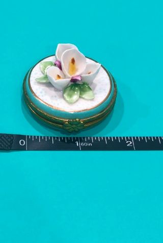 Vtg Porcelain Hinged Trinket Box Lily Flower Similar To Limoges Pretty Colors