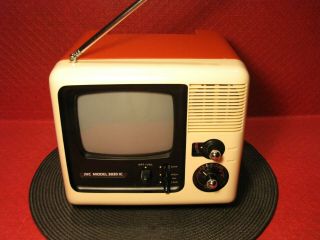 Stunning Vintage Jvc Retro Orange Portable Cube Tv 5 " Model 3020 B&w -