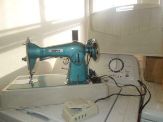 Vintage Blue Morse Heavy Duty All Metal Deluxe Sewing Machine Model 2000