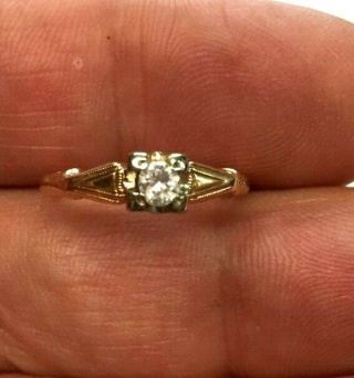Vintage 14k Solid Yellow Gold.  10 Carat Round Diamond Engagement Ring - Size 5.  5