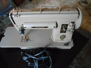 Vintage Singer 301a Portable Sewing Machine/w Attachments