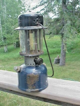 Coleman 243a Blue & Black Mica Globe Lantern Dated 9 - 12 Single Mantle