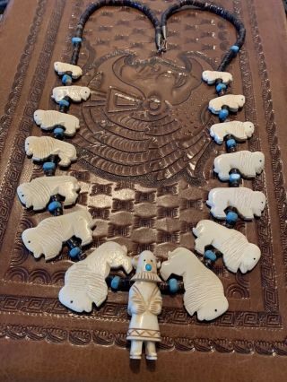 Vintage Navajo Buffalo Mud Head & Fetish Carved Animals W/heishi Silver Necklace