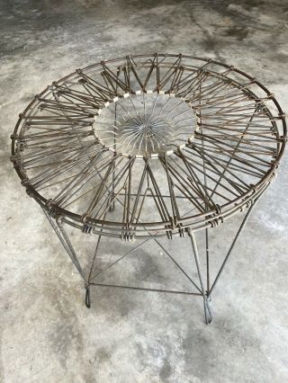 ANTIQUE VINTAGE COLLAPSIBLE WIRE LAUNDRY CART BASKET FOLDING VG TO CON 2