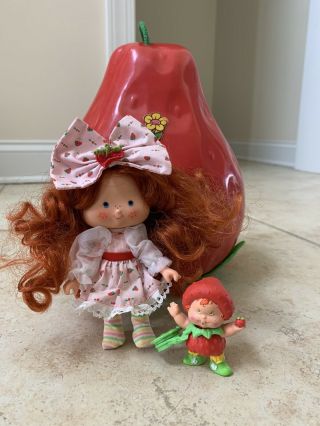 Vintage Strawberry Shortcake Berrykin Doll And Strawberrykin Critter