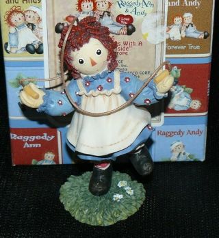 Enesco Raggedy Ann & Andy Figurine Hop Over Troubles With A Happy Heart Inside