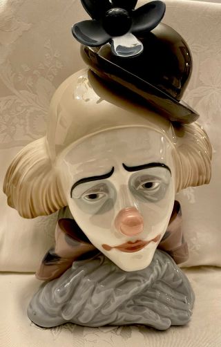 Retired Lladro 5130 “pensive Clown” Head Bust 10.  5” Sad Jester Figurine