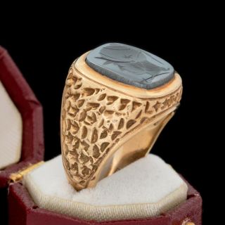 Antique Vintage Deco 10k Yellow Gold Etruscan Carved Obsidian Cameo Ring S 7.  5