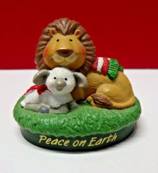 Hallmark Merry Miniature Peace On Earth Lion And Lamb Mini Figurine