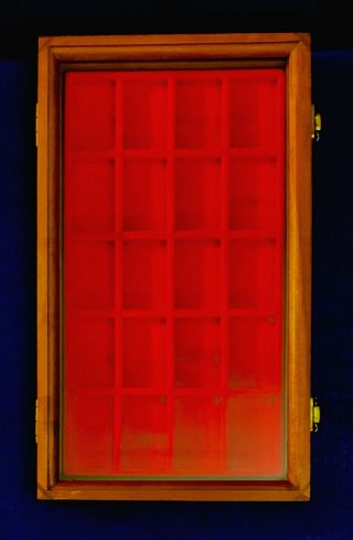 Solid Wood Locking Display Case Cherry Finish - Insert Holds 20 Zippo Lighters