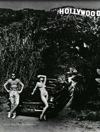 1987 Vintage Helmut Newton Female Nude Hollywood Sign Selfie Duotone Art 16x20