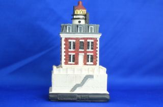 Spoontiques Lighthouse - London Ledge,  Ct - 9105 Figurine