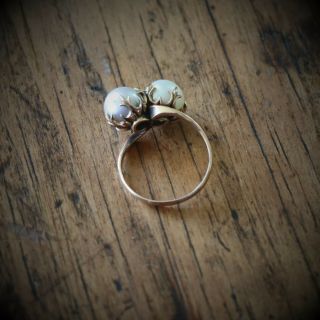 Victorian 14k Rose Gold Bypass 8mm Two - tone Grey and White Pearl Ring sz7.  25 3