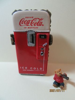 Boyds Treasure Box Coca - Cola Coke Machine 919901 2e