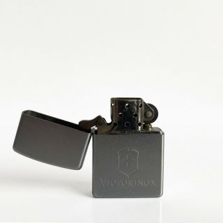 Zippo Vintage Lighter Victorinox 2006 3