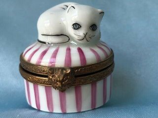 Limoges France Porcelain Trinket / Pill Box - White Kitten Cat - " Peint Main "