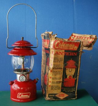 Vintage 1964 Coleman Red Model 200a Single Mantel Gas Lantern