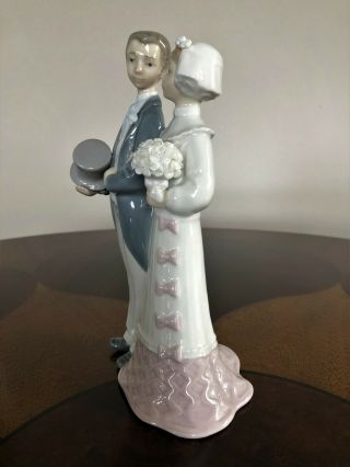 Lladro Bride & Groom - 4808 Wedding Cake Topper - 2