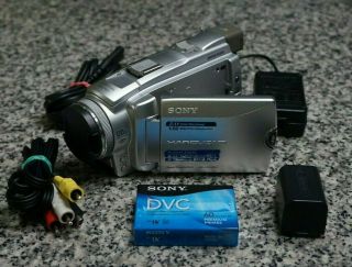 Vtg Sony Dcr - Hc85 Handycam Mini Dv Camcorder Ntsc 10x W/