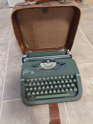 Vintage Dark Green Princess Typewriter/green Key Keller&knappich Gmbh Ausburg