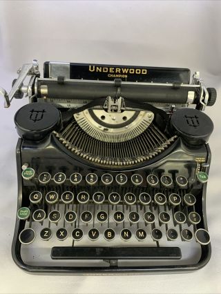 Vintage Underwood Champion Typewriter 1930s With Case 84 Character B690