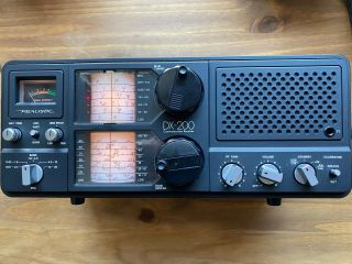 Realistic Dx - 200 5 - Band Communications Receiver Radio Vintage Looks