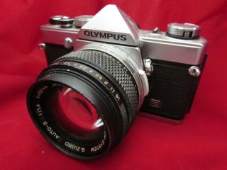 Vintage Olympus OM1 - 1N 35mm Film Camera with a 50mm Zuiko Olympus Lens F1.  4 2