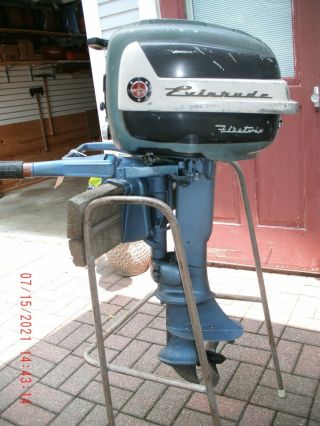 1957 Evinrude Fleetwin 7.  5 Hp Tuned Antique Vintage Fresh Water Outboard Motor