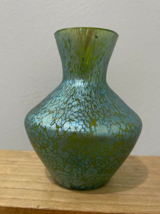 Vtg Antique Loetz Green Art Glass Vase w/ Blue Green Iridescent Oil Spot Design 3