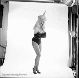 Bunny Yeager 1962 Negative Photograph Sultry Costumed Showgirl At Model 