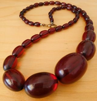 Vintage Art Deco Cherry Amber Bakelite Beaded Necklace 72g / 27 Inches In Length