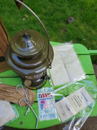Vintage 1952 Olive Drab Military Issue Coleman Lantern Marked US and literature 3