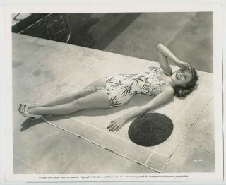 Evelyn Ankers Sexy Leggy Swimsuit Pinup Vintage Portrait Photo The Wolf Man