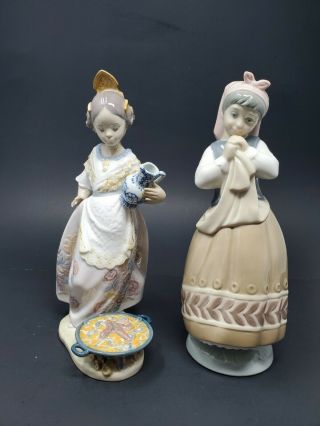 (2) Vintage Lladro Spanish Figurines - 5254 Making Paella & Girl Holding Apron - Ae