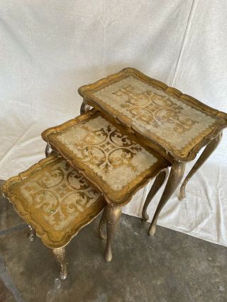 Set Of 3 Nesting Tables Florentine Gilt Wood Gesso Vintage Mid - Century Chic