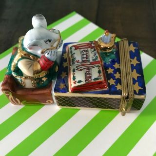 Vintage Limoges Peint Main Christmas Mouse In Matchbox Trinket Box