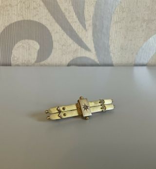 9ct Gold Bar Brooch With Diamond Stone - Vintage