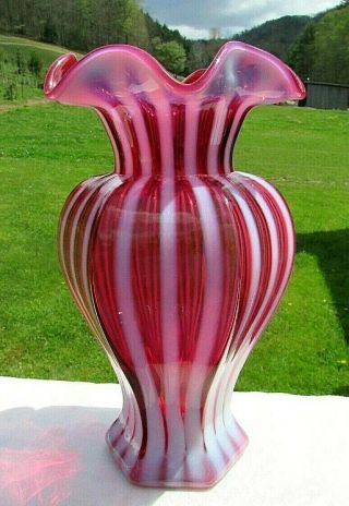 Fenton Glass Vintage Cranberry Opalescent Rib Optic Vase 9.  25 " H