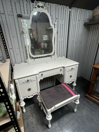 Antique Vanity With Mirror And Bench Needs Refinished