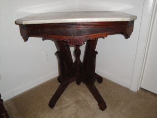 Victorian Eastlake White Marble Top Walnut Parlor Hall Side Occasional Table