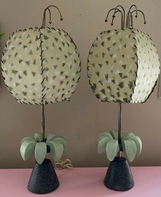 Pr Atomic Mcm Chalkware Lamps With Fiberglass Shades Table Lamps Rare Signed